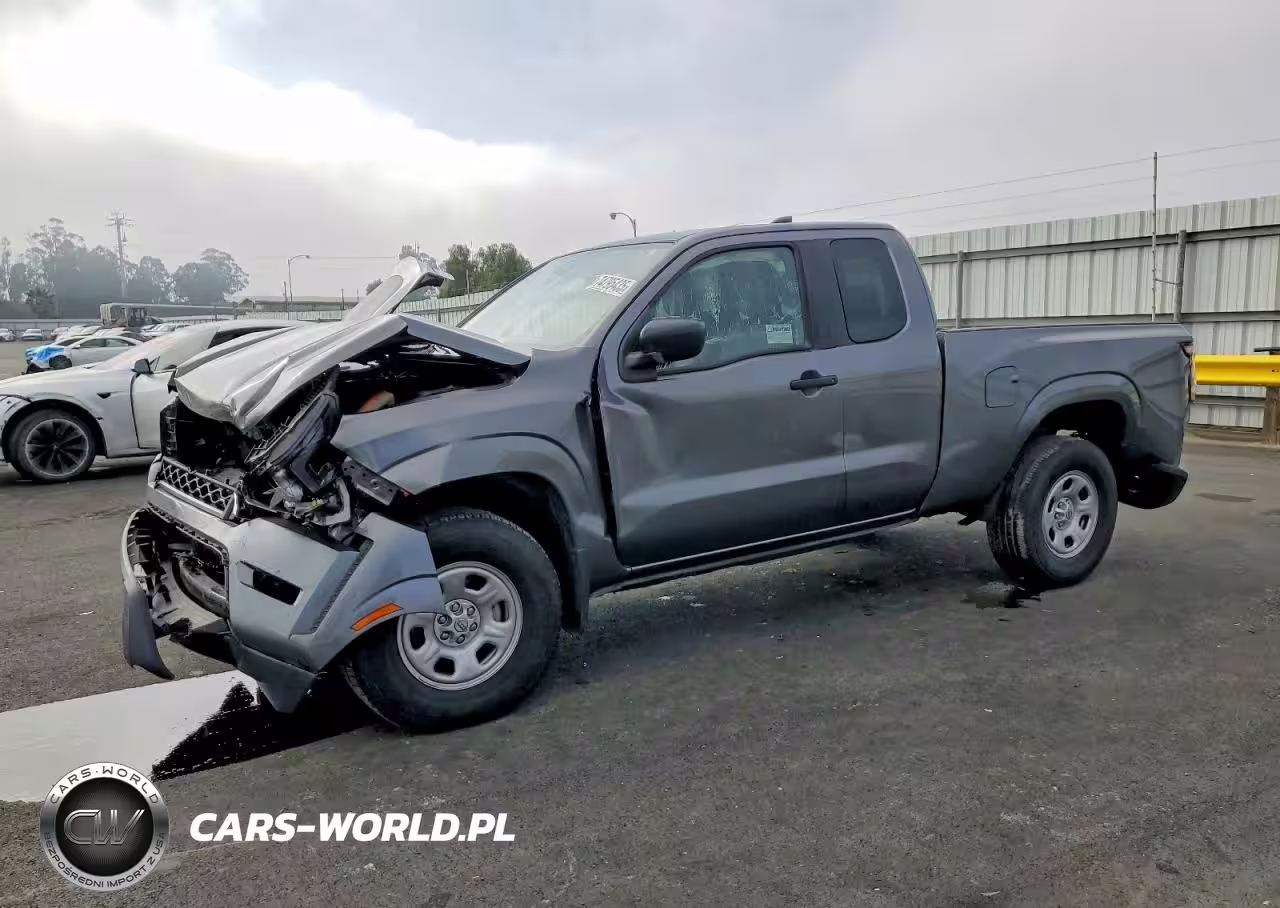 2022 Nissan Frontier S