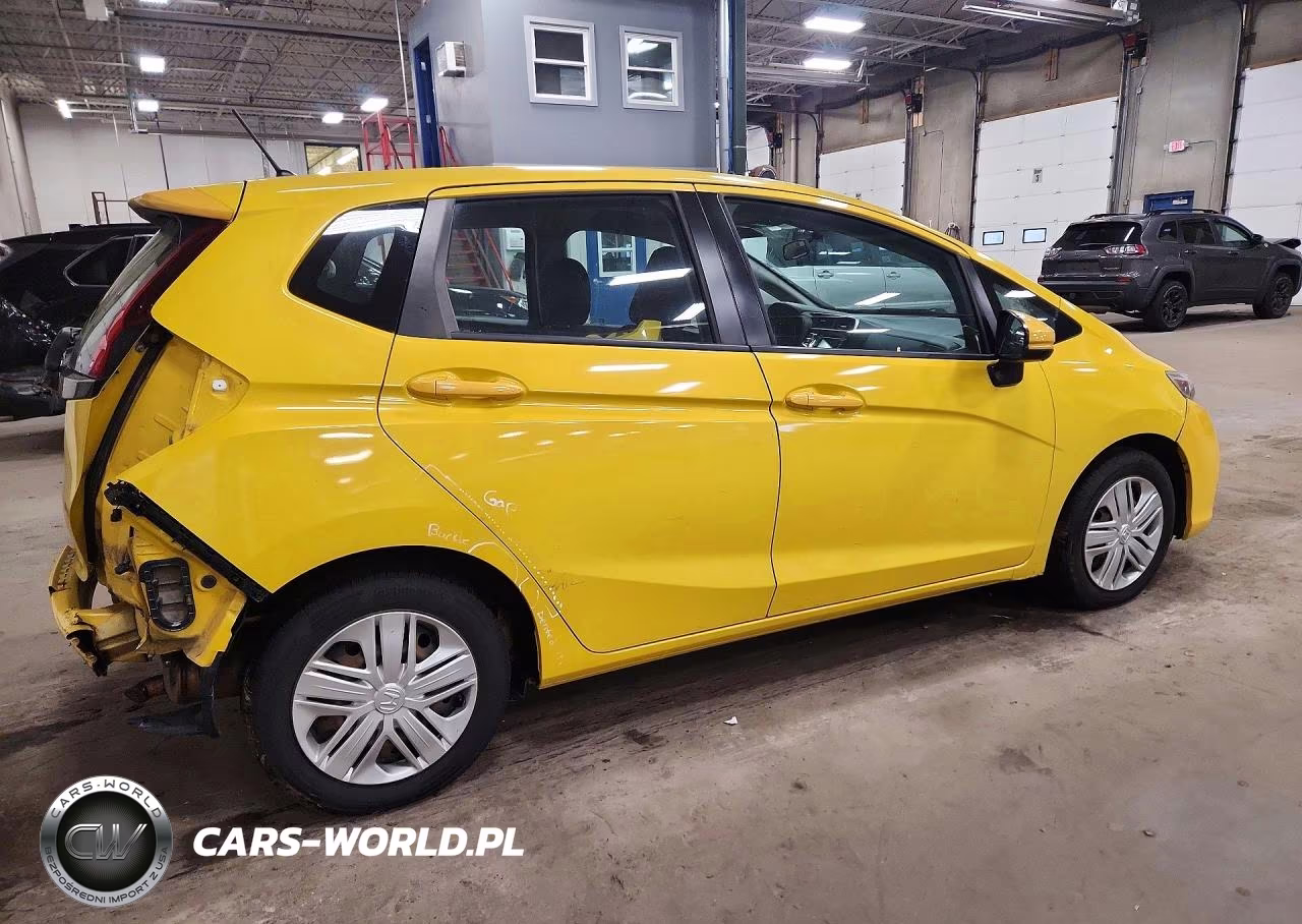 2018 Honda Fit Lx VIN:3HGGK5G40JM712152 - 3