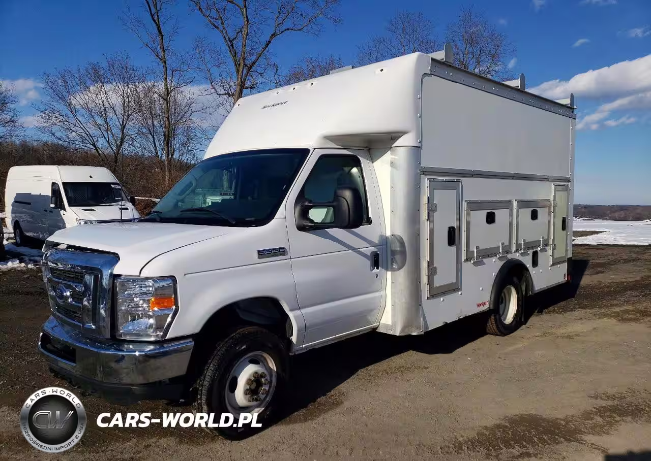 2025 Ford Econoline E350 Utility Van