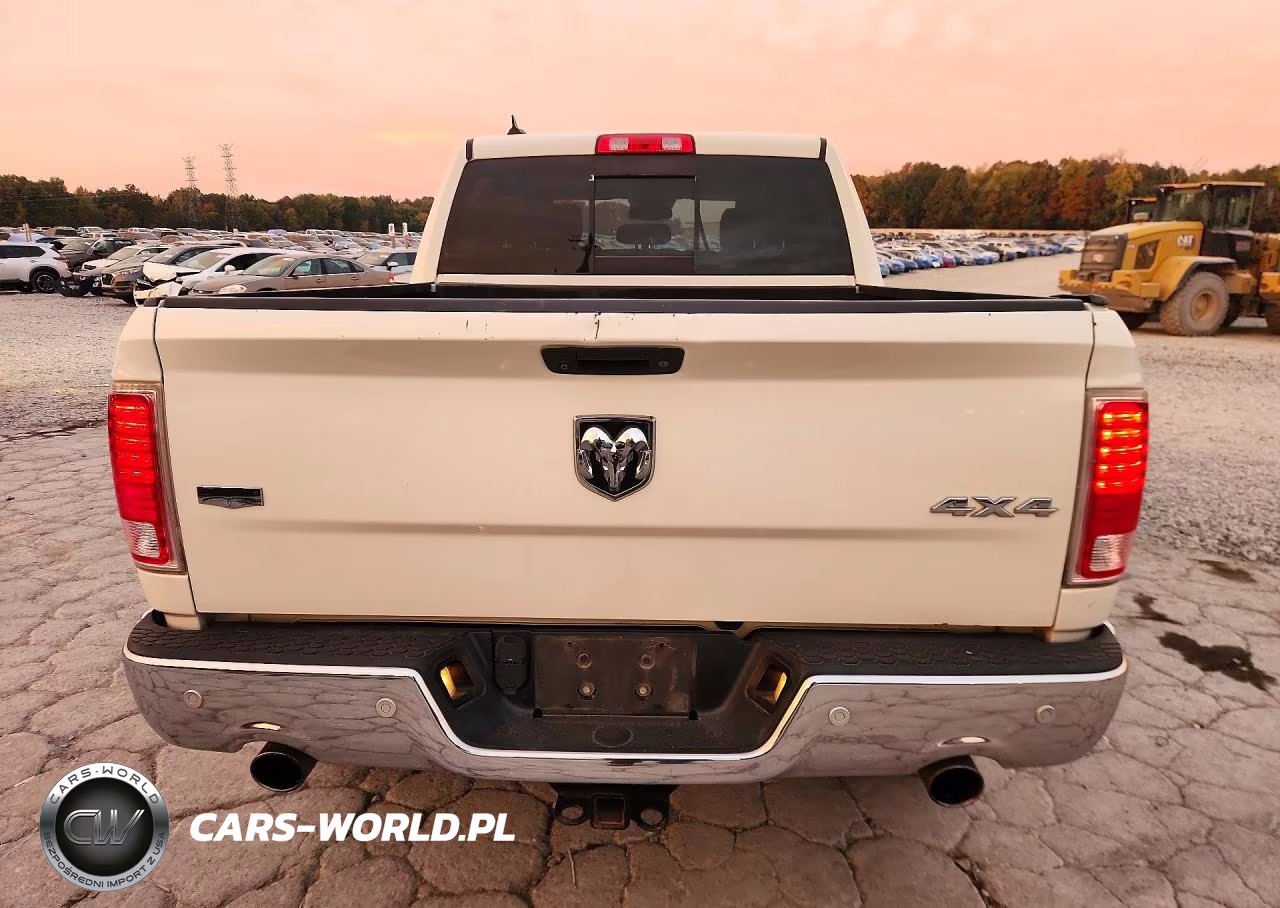 2017 Ram 1500 Laramie VIN:1C6RR7NM7HS873639 - 6