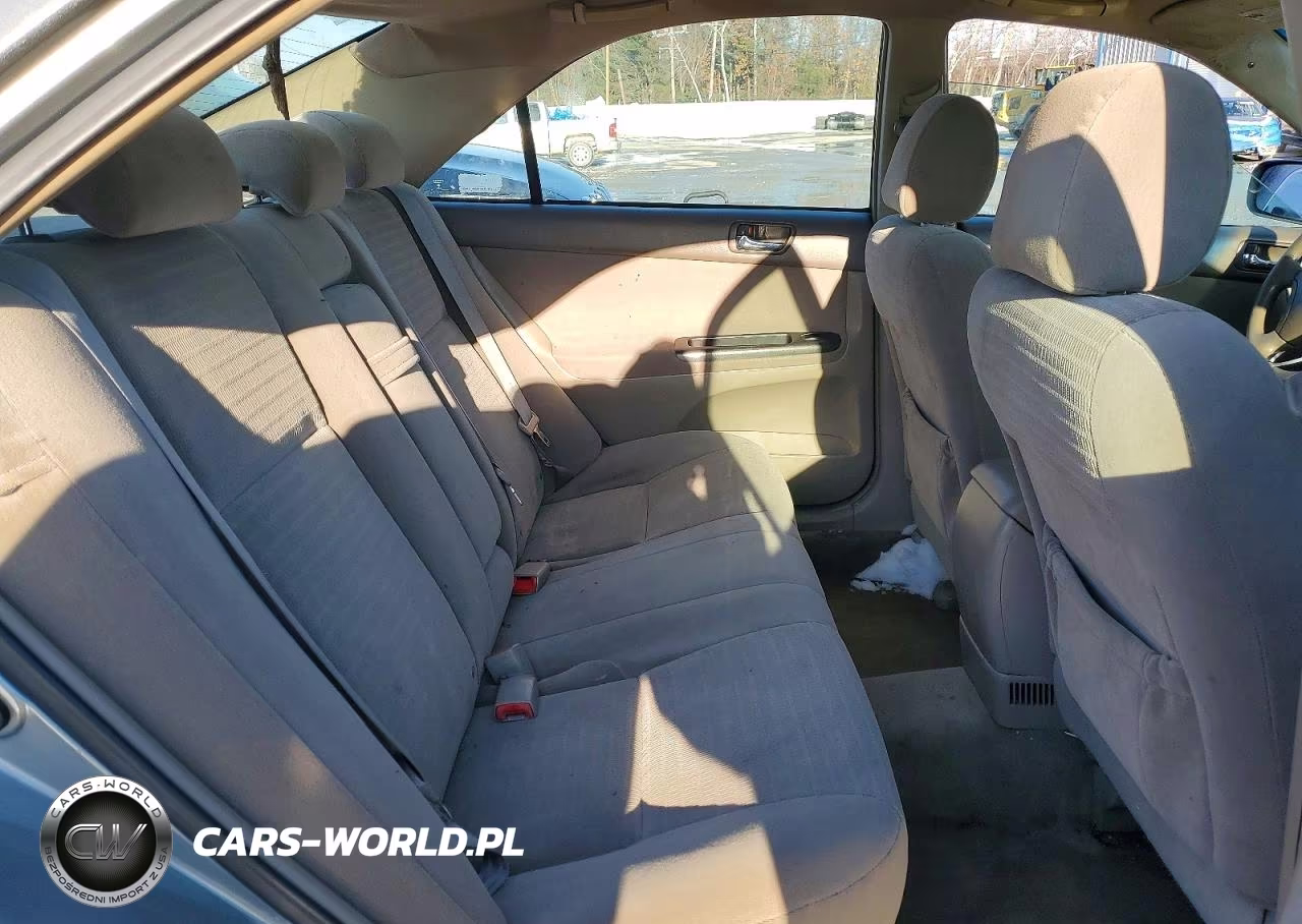 2005 Toyota Camry Le VIN:4T1BE32K45U953395 - 10