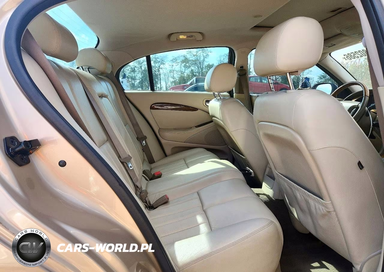 2003 Jaguar S-Type VIN:SAJEA01T43FM62513 - 10