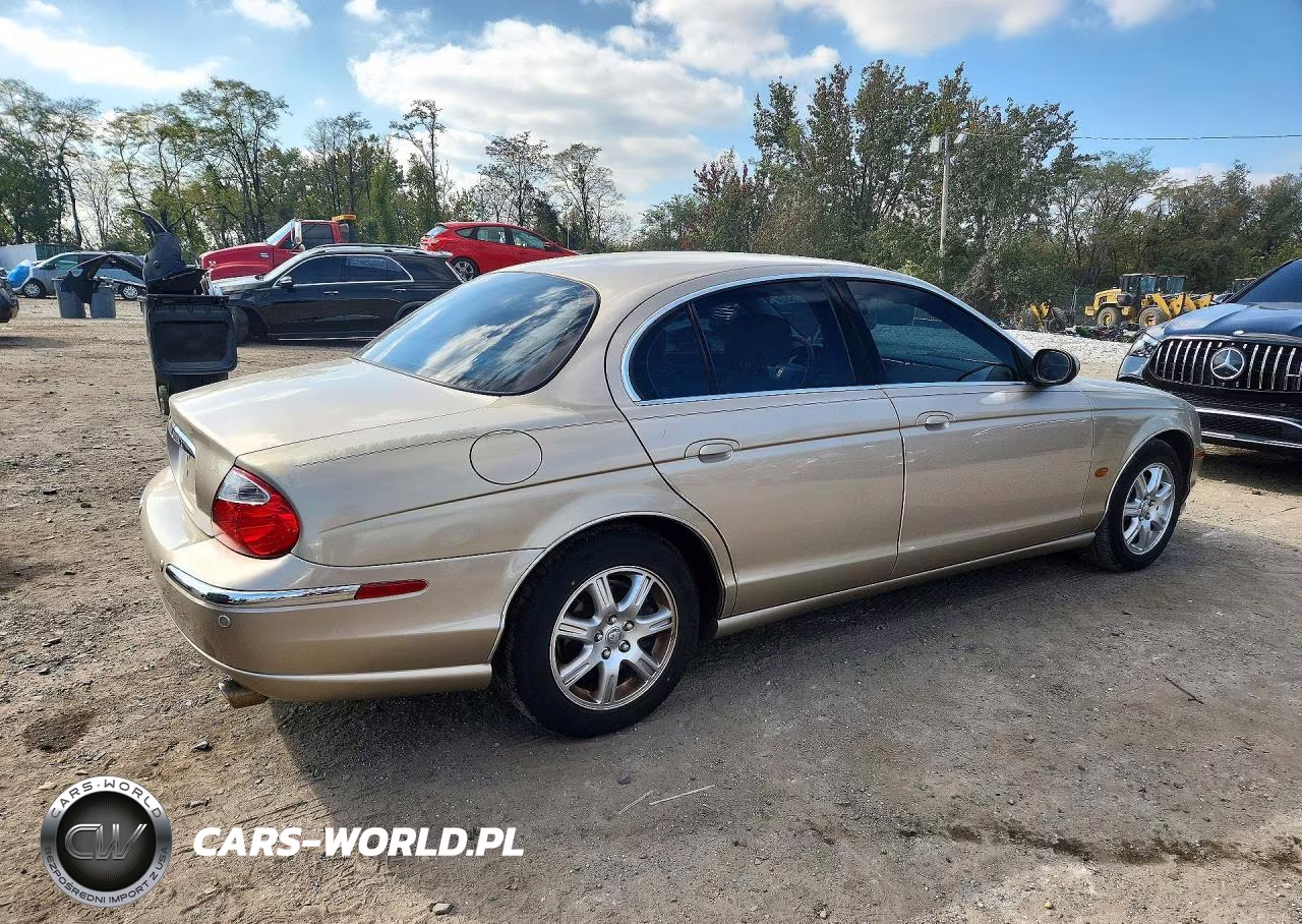2003 Jaguar S-Type VIN:SAJEA01T43FM62513 - 3