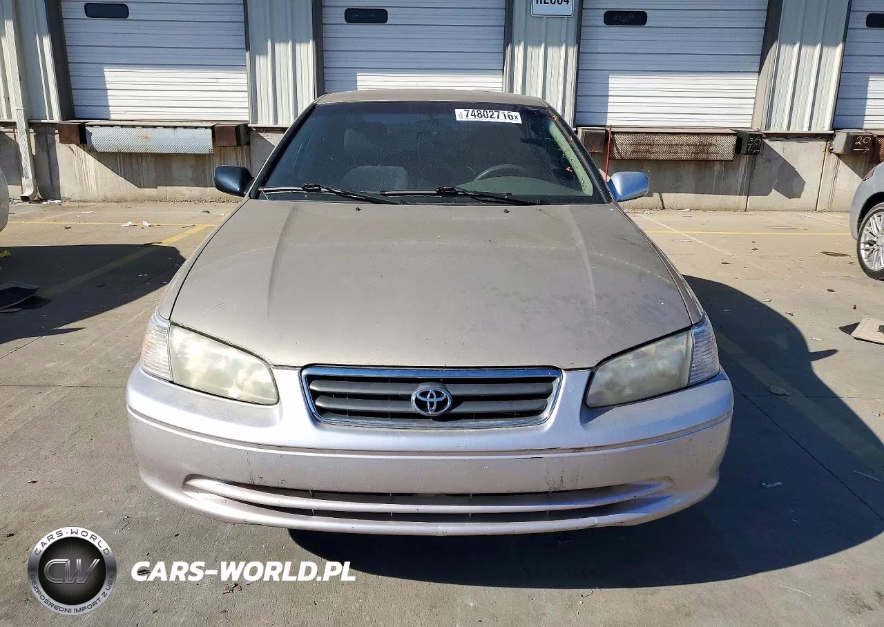 2000 Toyota Camry Le VIN:JT2BG22KXY0409223 - 5