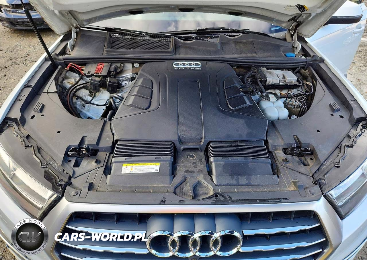 2017 Audi Q7 Premium Plus VIN:WA1LAAF72HD056783 - 12
