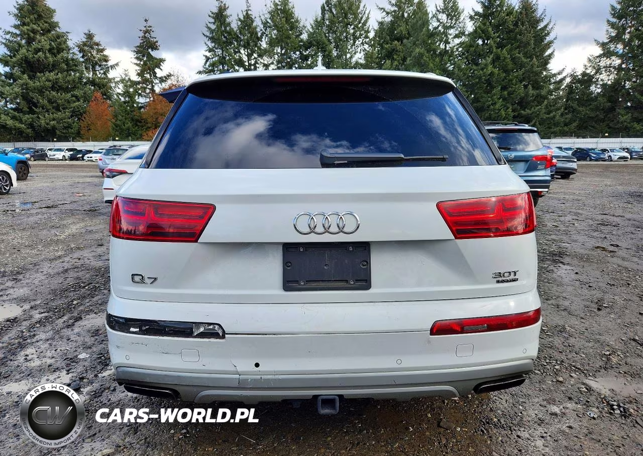 2017 Audi Q7 Premium Plus VIN:WA1LAAF72HD056783 - 6