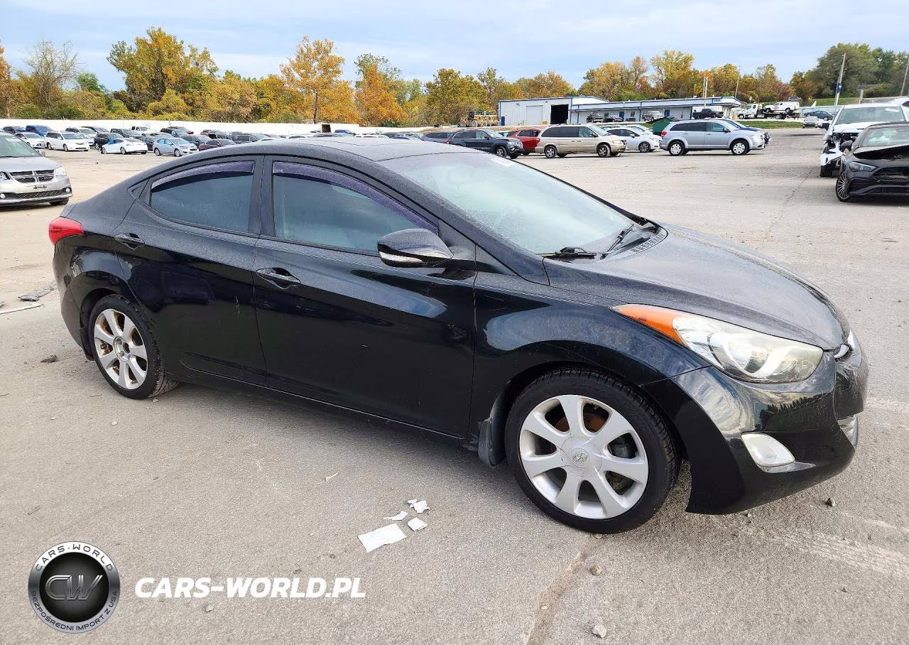 2013 Hyundai Elantra Limited VIN:5NPDH4AE0DH240802 - 4
