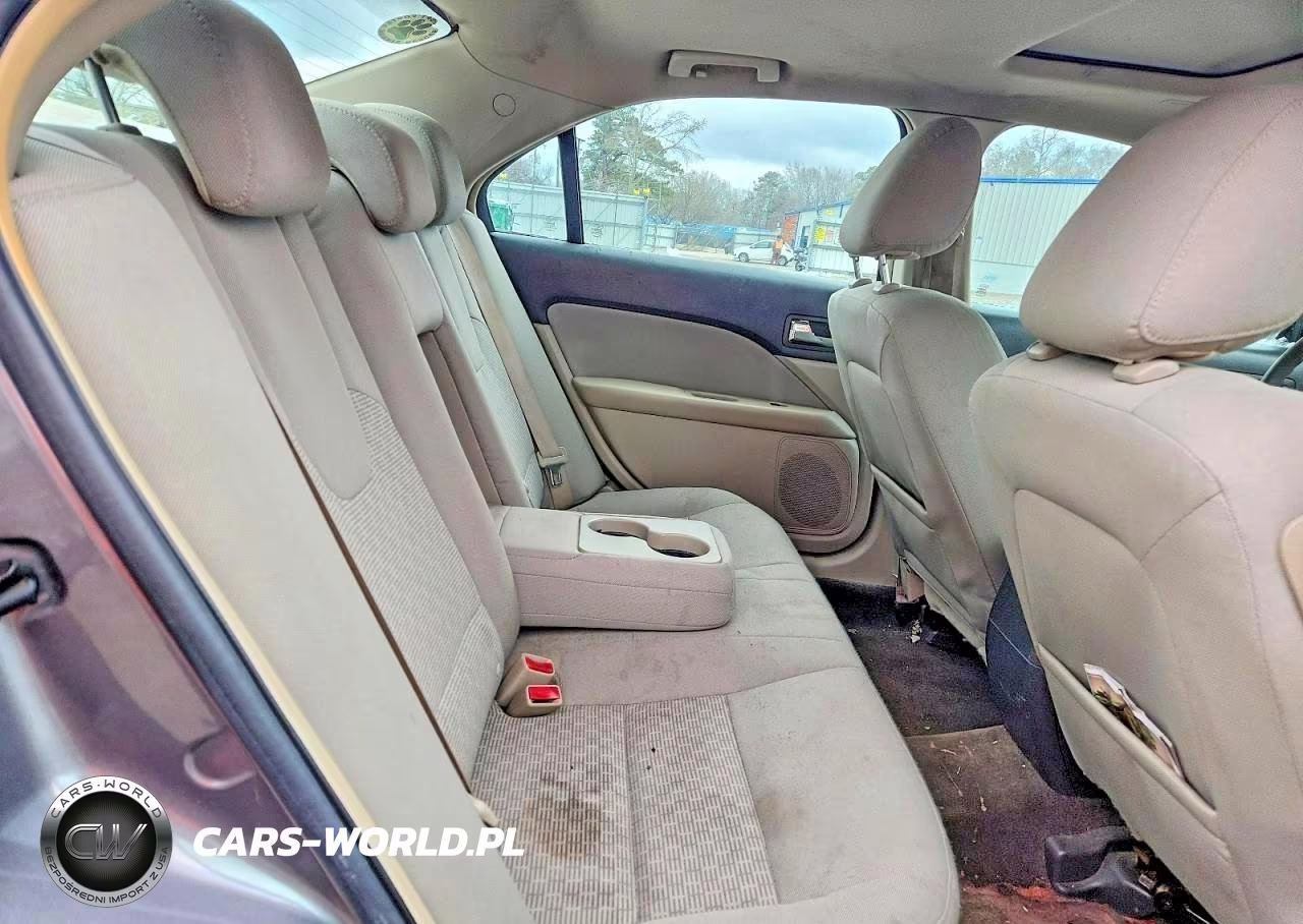 2010 Ford Fusion Se VIN:3FAHP0HA8AR327068 - 10
