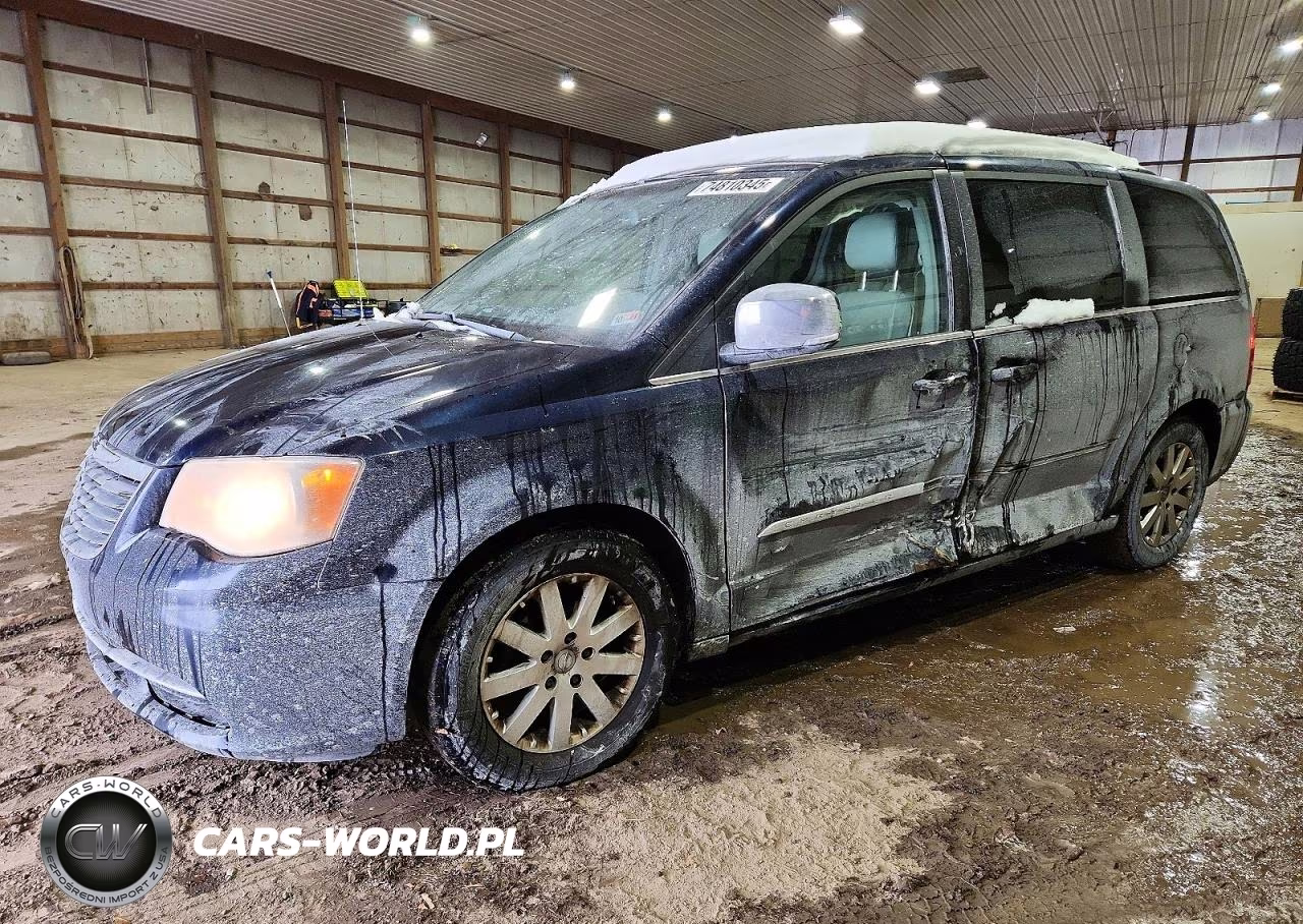 2011 Chrysler Town & Country Touring L