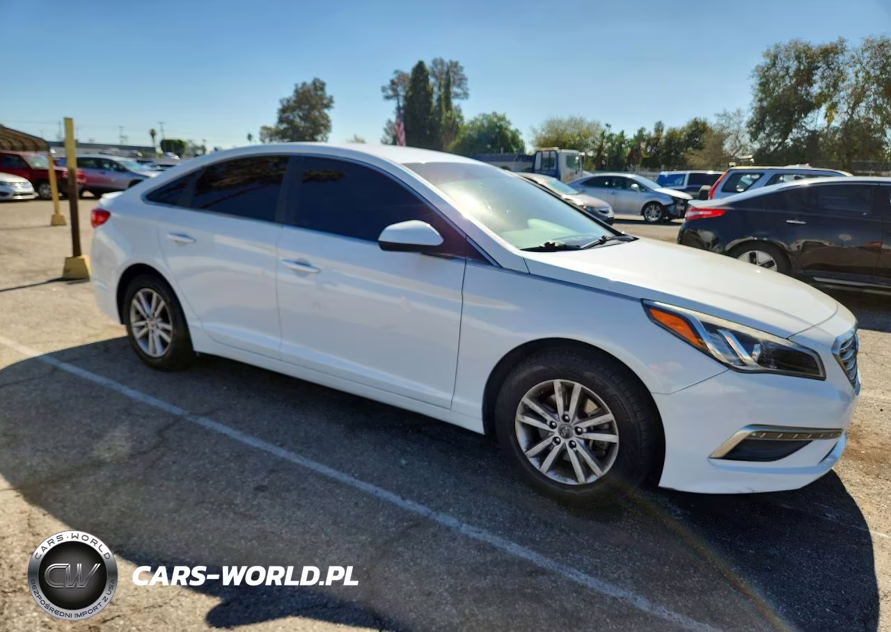 2015 Hyundai Sonata Se VIN:5NPE24AF1FH237201 - 4
