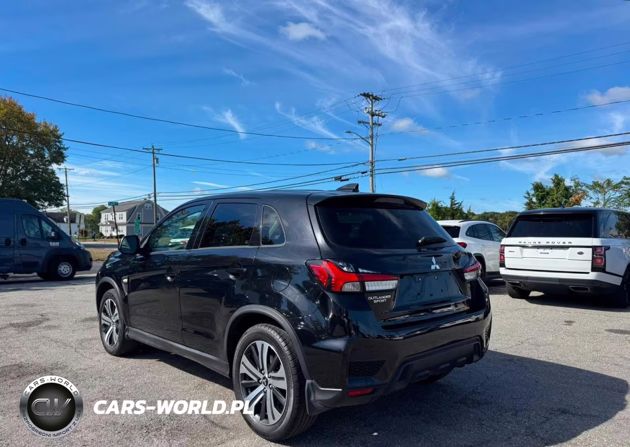 2023 Mitsubishi Outlander Sport S-Se VIN:JA4ARUAU2PU013820 - 3