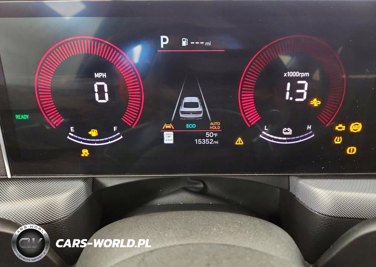 2026 Hyundai Sonata Hybrid Blue VIN:KMHL24JJ2TA167640 - 9