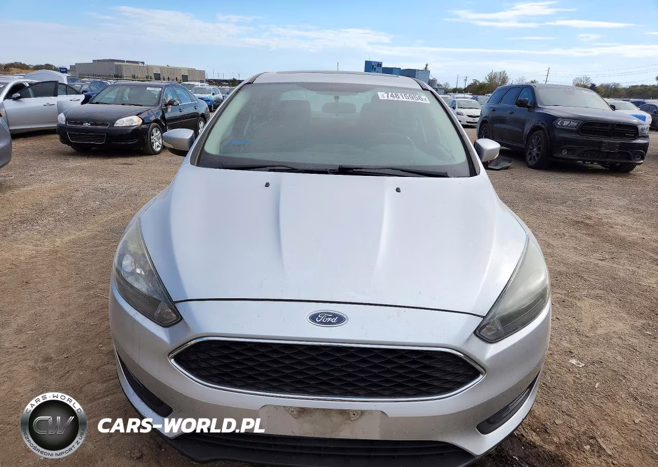 2017 Ford Focus Sel VIN:1FADP3H26HL284366 - 5