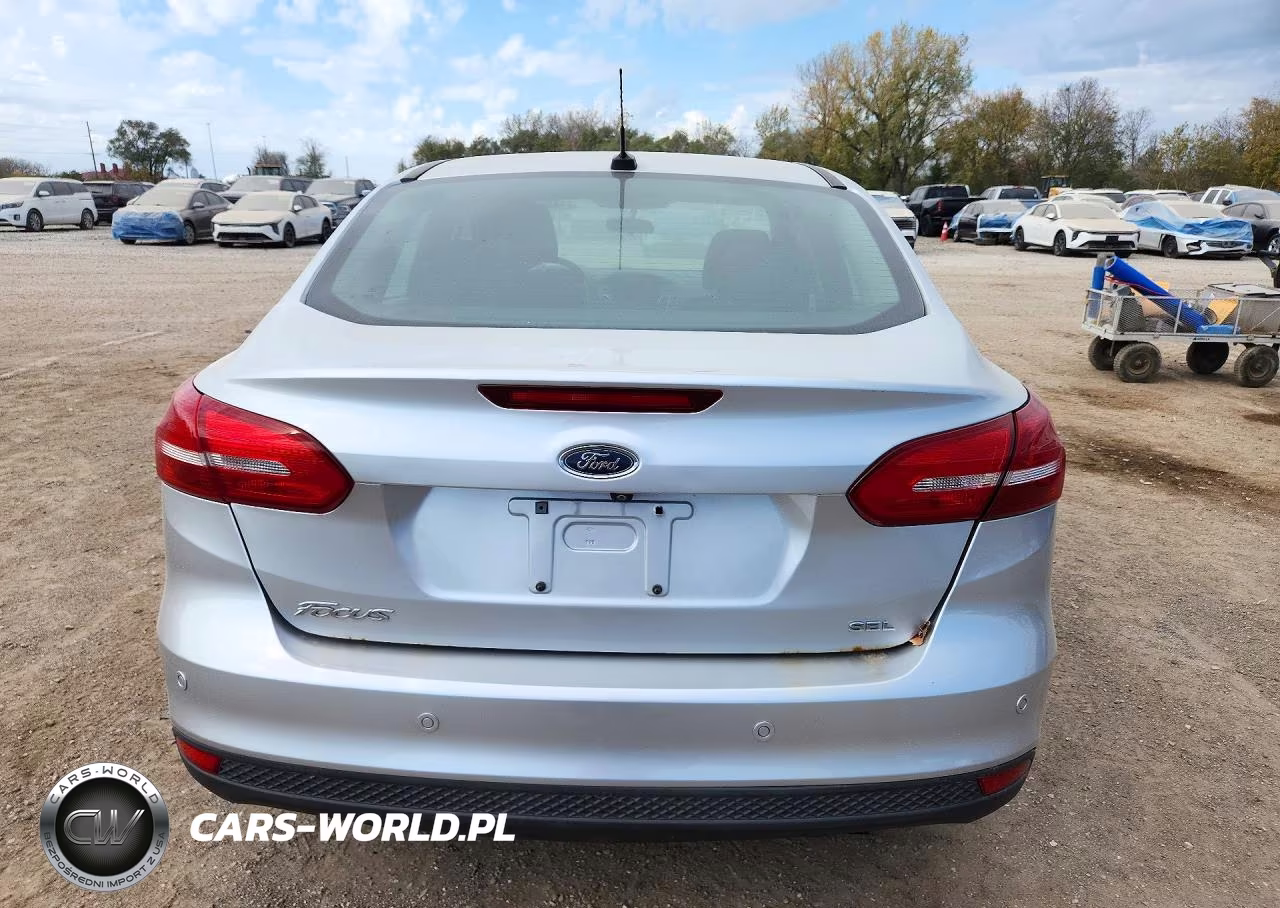 2017 Ford Focus Sel VIN:1FADP3H26HL284366 - 6