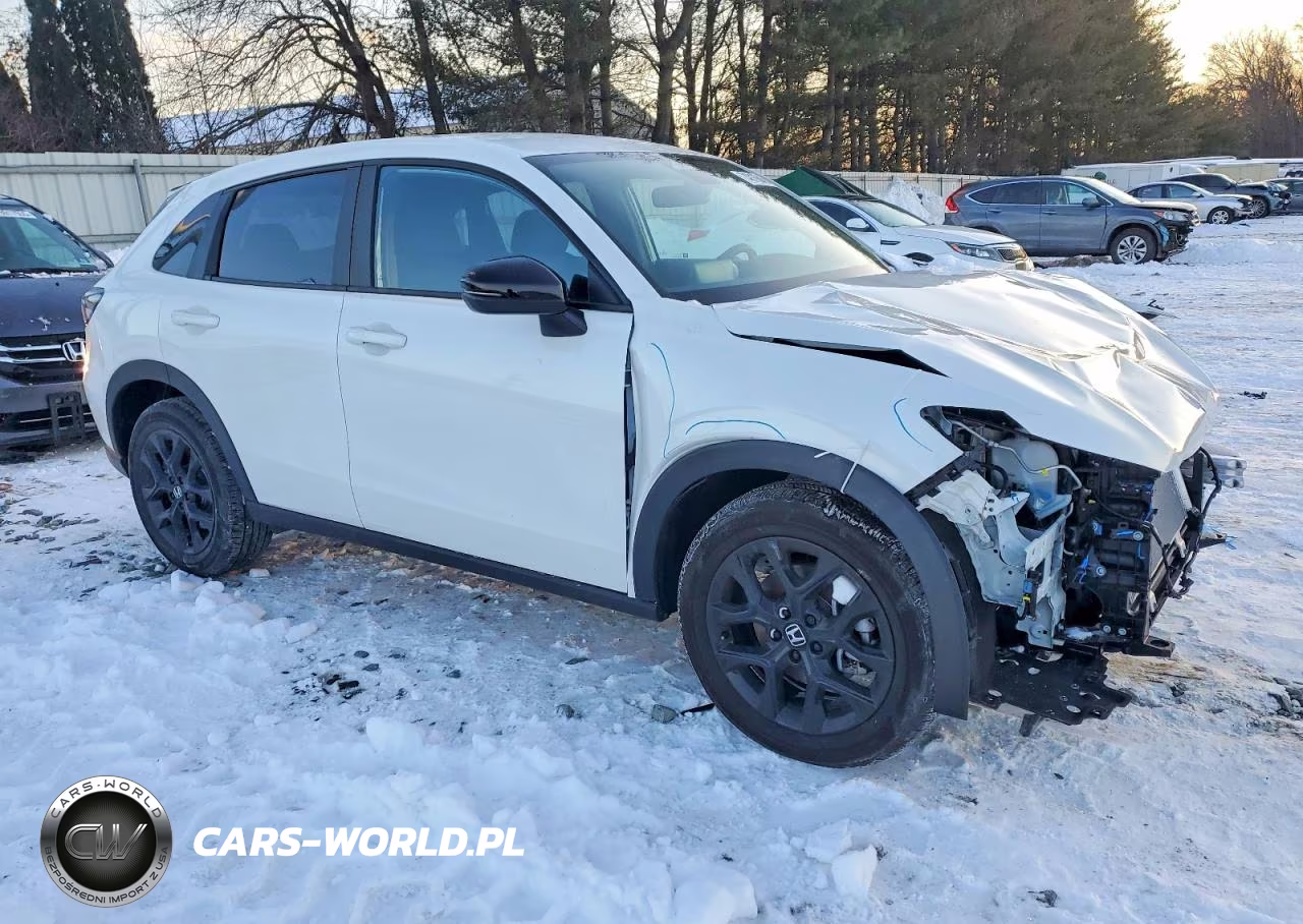 2025 Honda Hr-V Sport VIN:3CZRZ2H5XSM787025 - 4