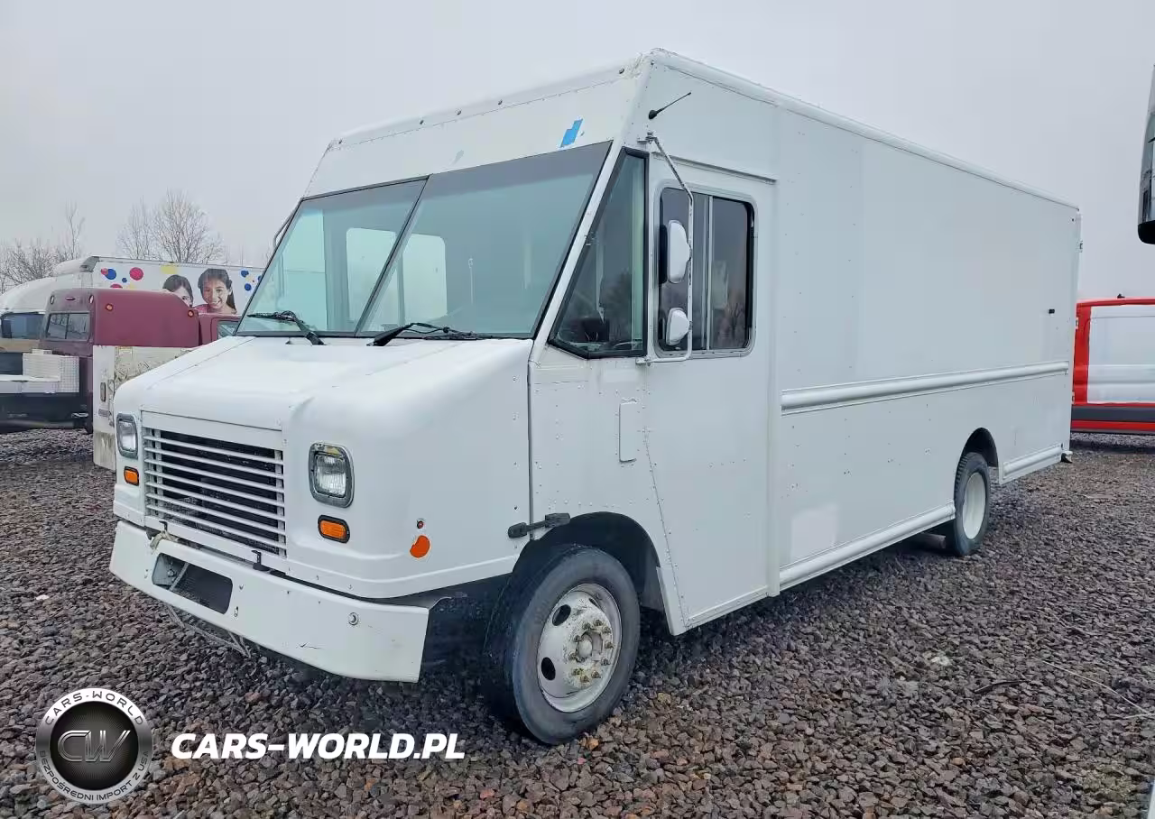 2016 Ford F59 Delivery Truck
