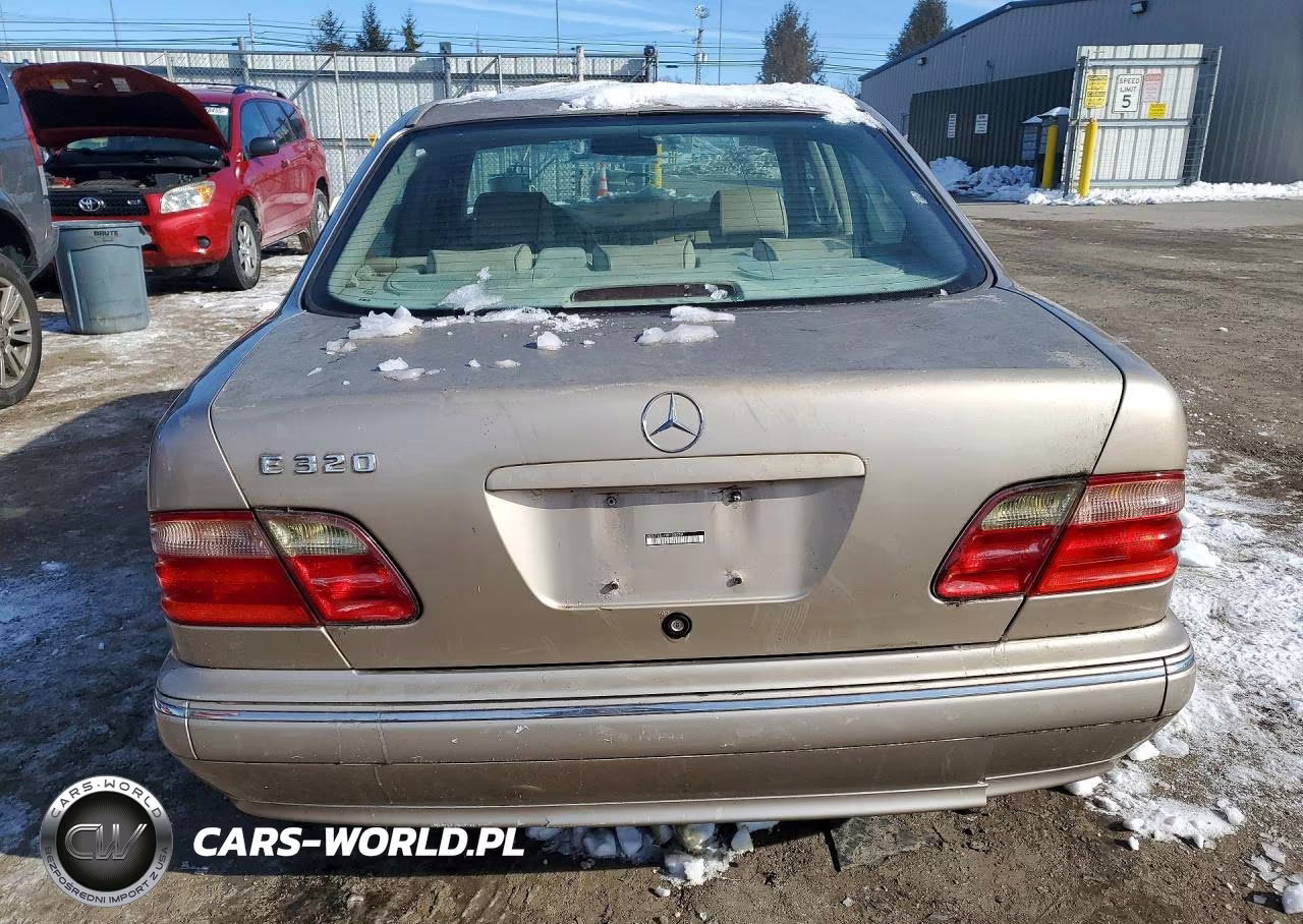 2000 Mercedes-Benz E 320 VIN:WDBJF65J1YB103059 - 6