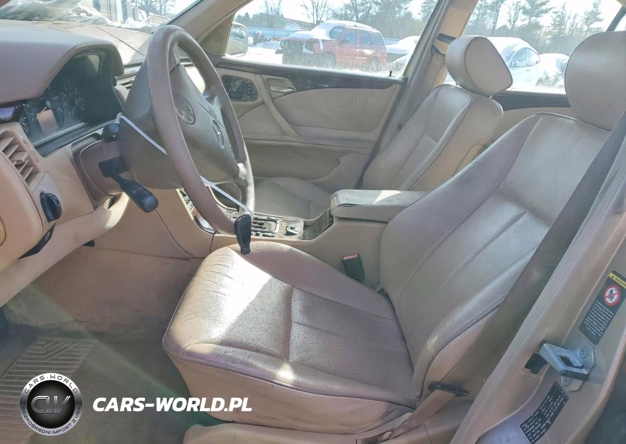 2000 Mercedes-Benz E 320 VIN:WDBJF65J1YB103059 - 7