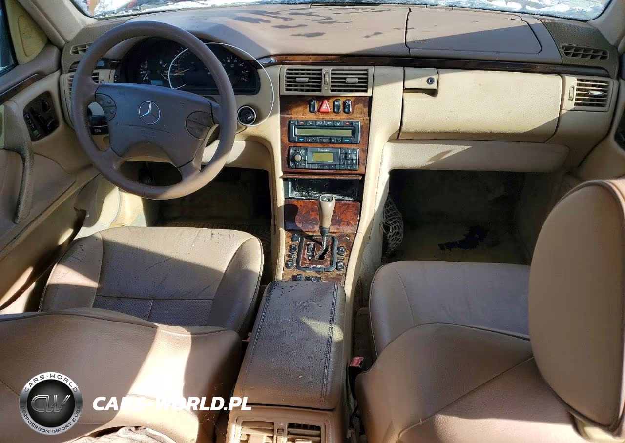 2000 Mercedes-Benz E 320 VIN:WDBJF65J1YB103059 - 8