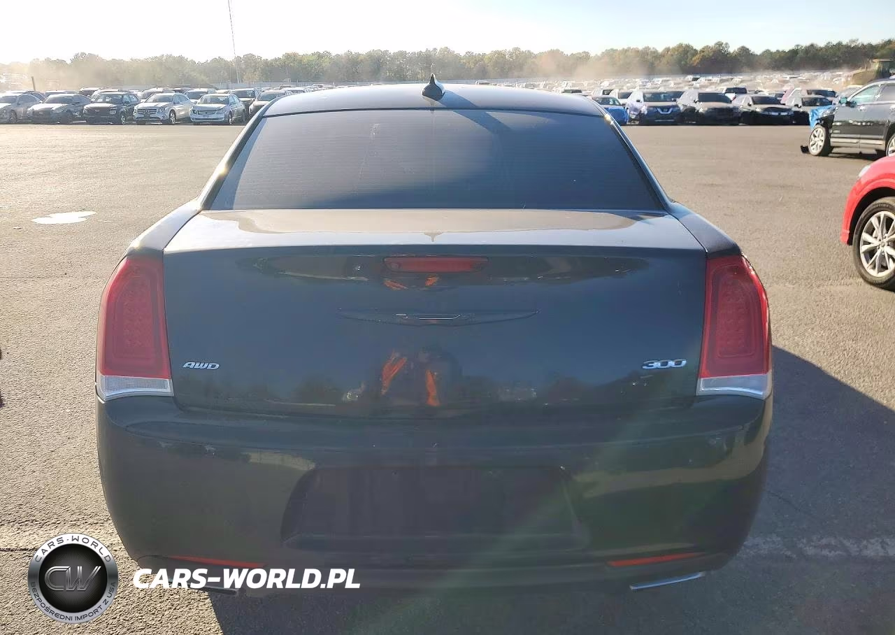 2016 Chrysler 300 Limited VIN:2C3CCARG2GH208336 - 6