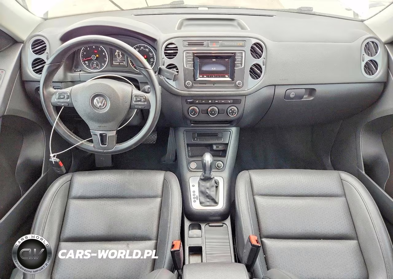2016 Volkswagen Tiguan S VIN:WVGAV7AX9GW582600 - 8