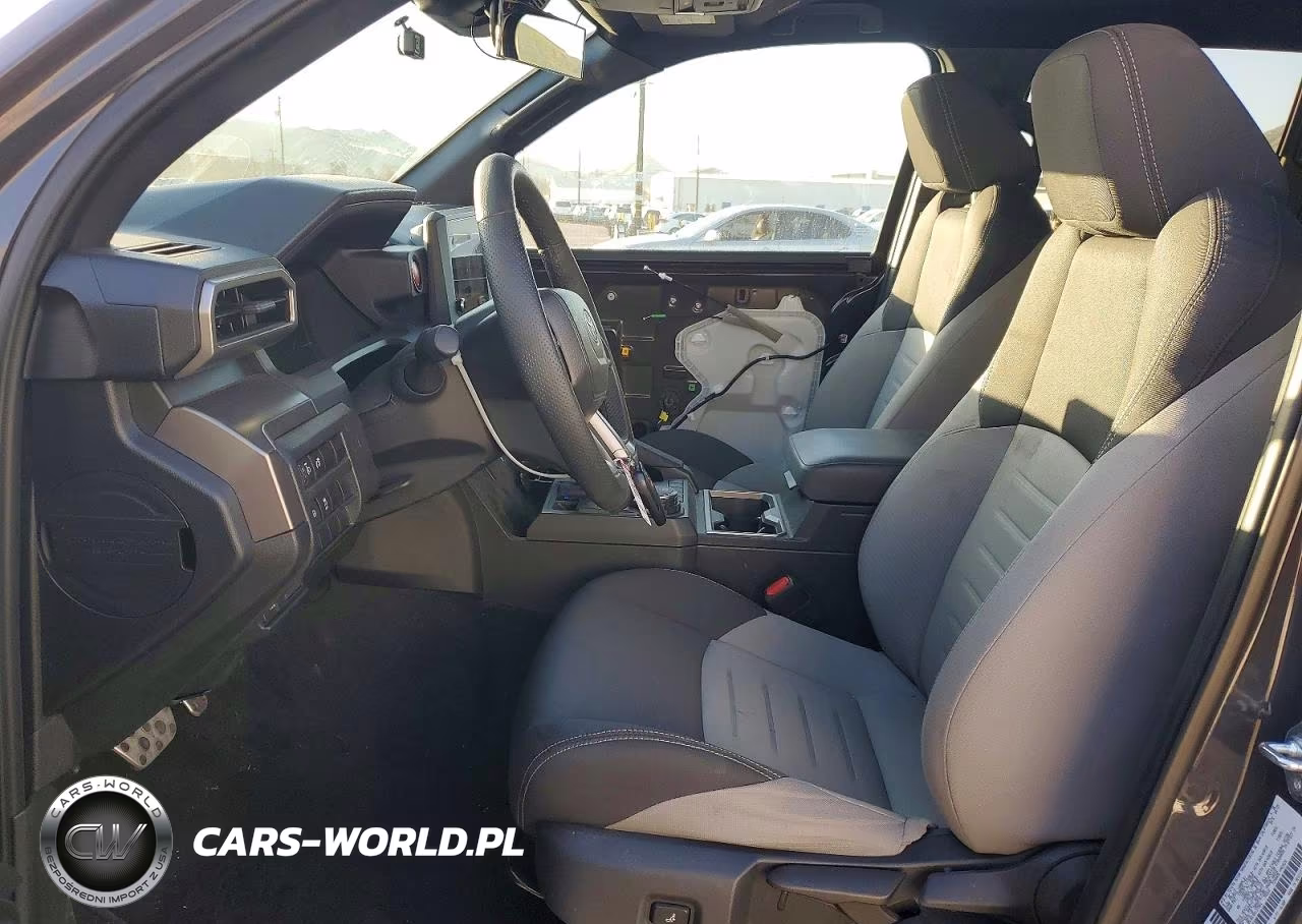 2025 Toyota Tacoma Trd Sport VIN:3TMLB5JN1SM137561 - 7