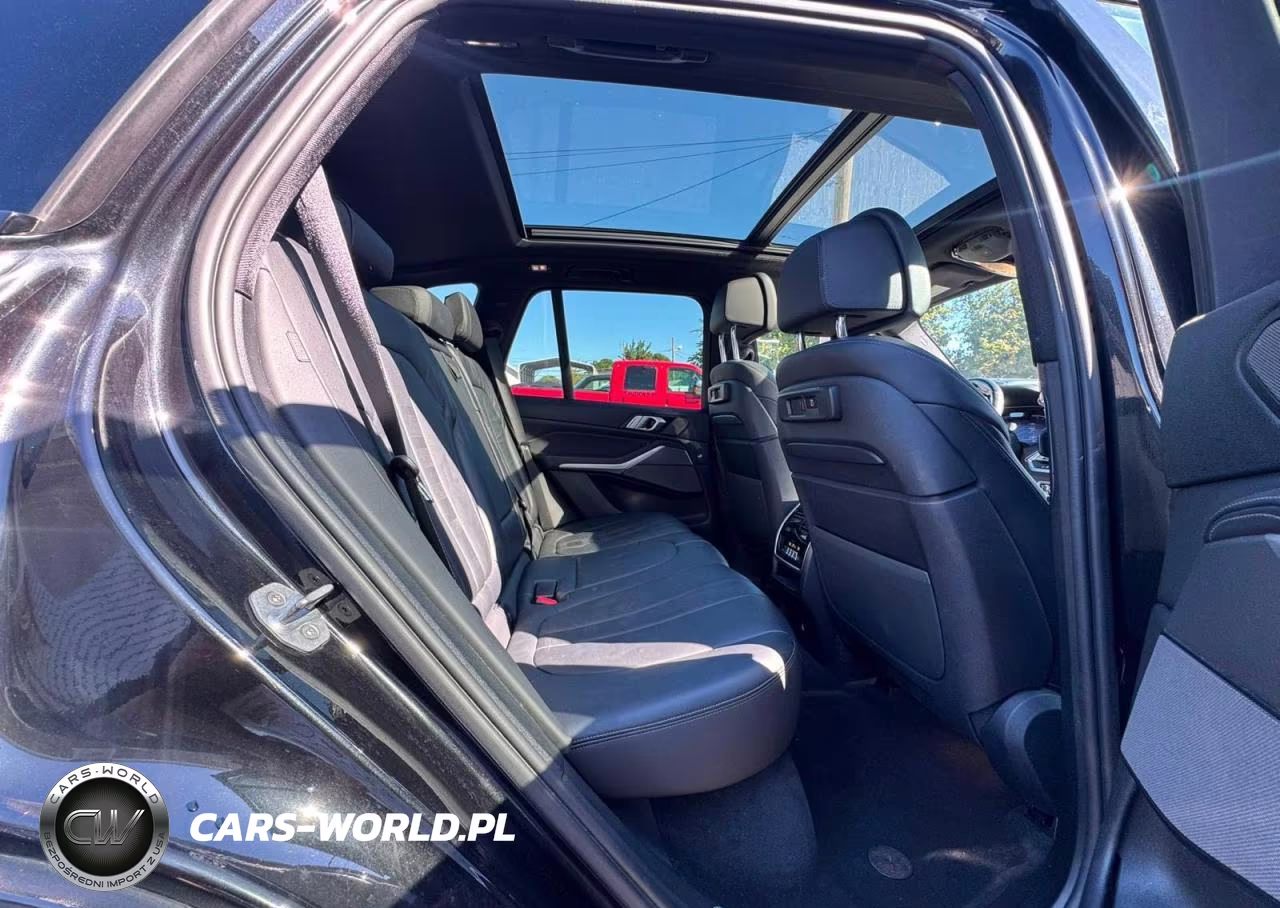 2019 BMW X5 xDrive50I VIN:5UXJU2C52KLB15262 - 6