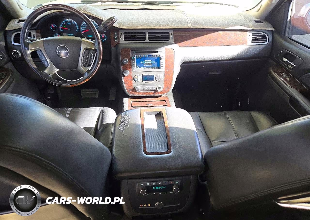 2008 GMC Yukon Denali VIN:1GKFK63808J192037 - 8