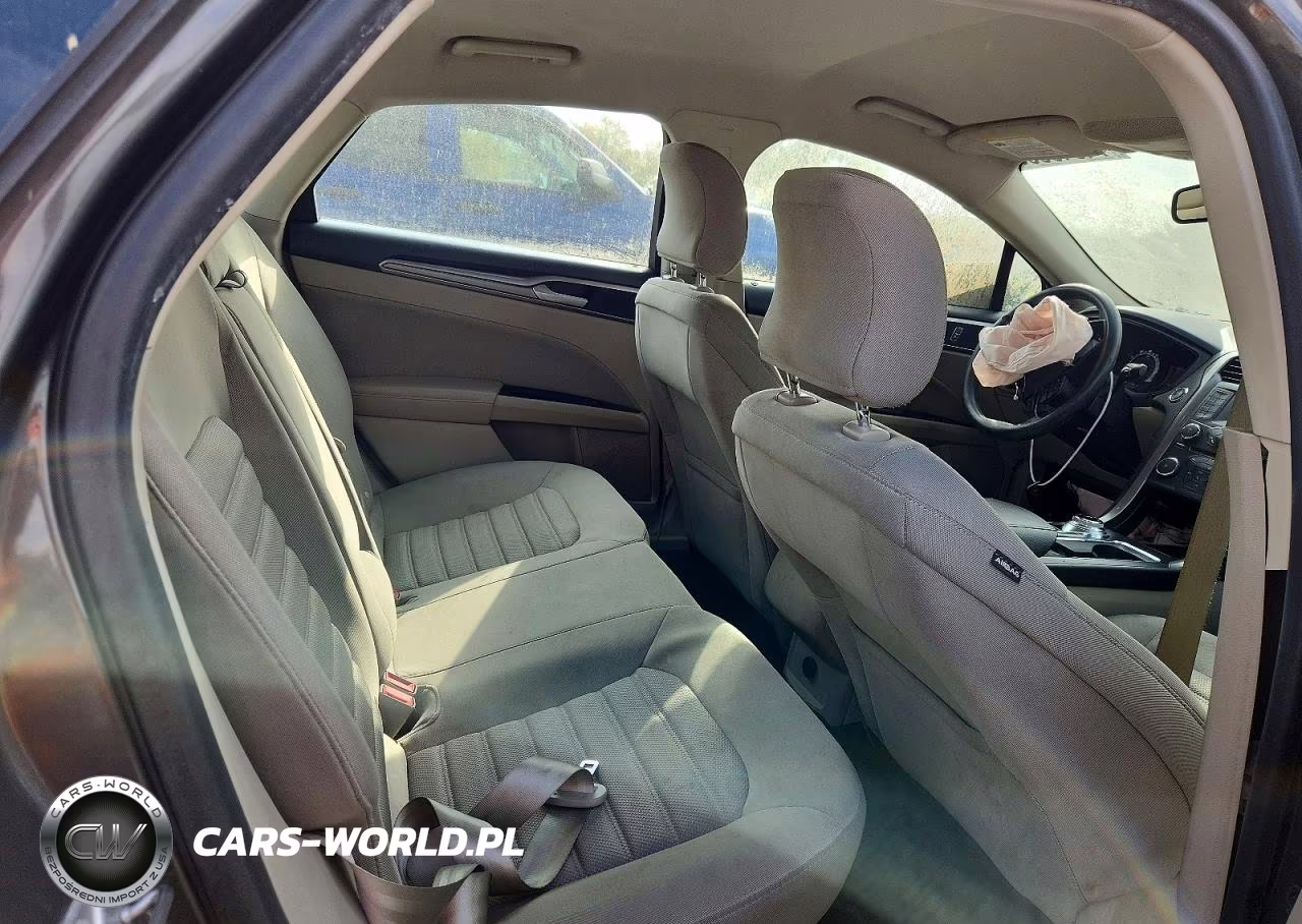 2018 Ford Fusion Se VIN:3FA6P0H7XJR277897 - 10