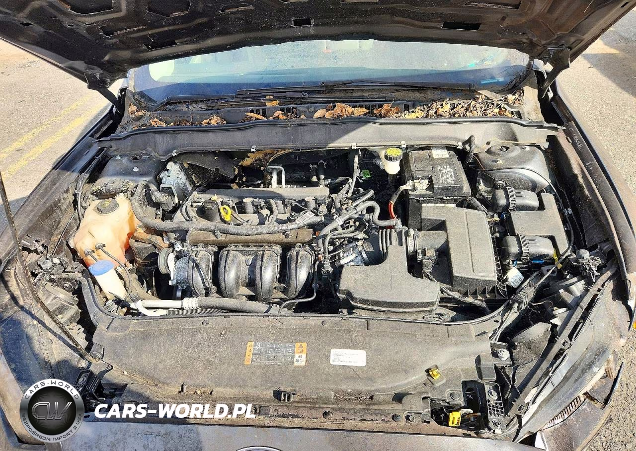 2018 Ford Fusion Se VIN:3FA6P0H7XJR277897 - 11