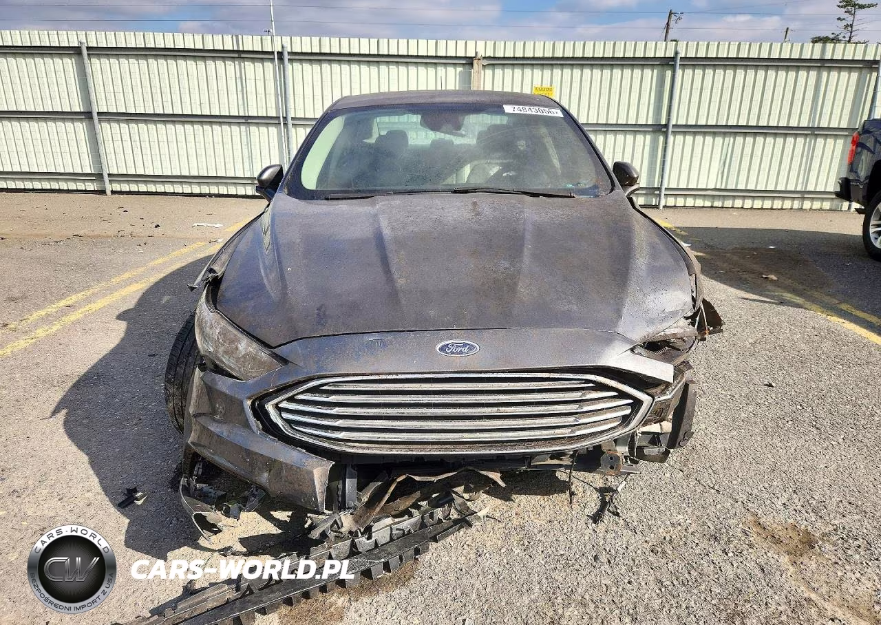 2018 Ford Fusion Se VIN:3FA6P0H7XJR277897 - 5