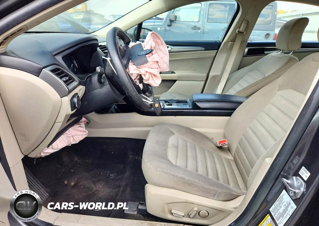 2018 Ford Fusion Se VIN:3FA6P0H7XJR277897 - 7