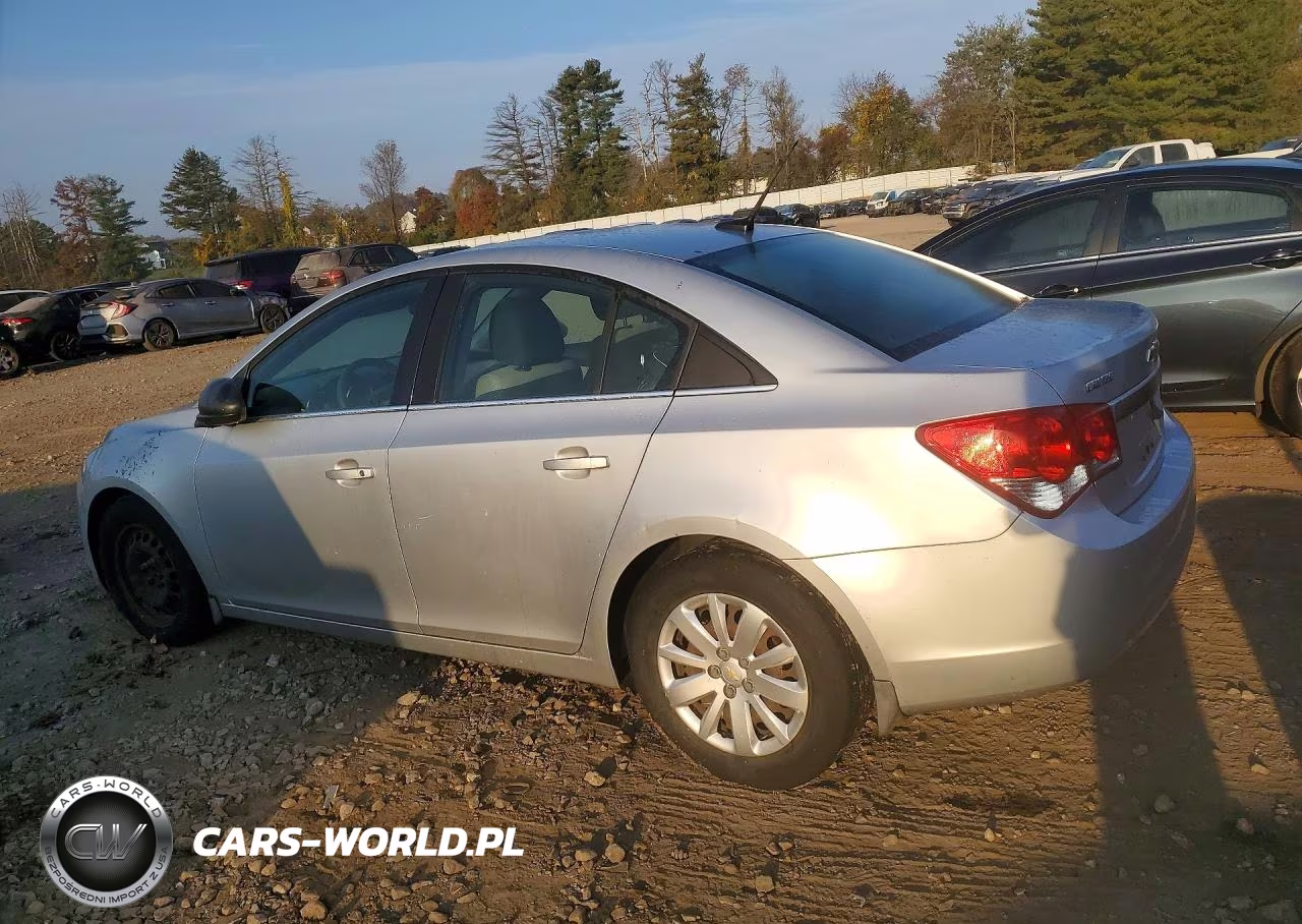 2011 Chevrolet Cruze Ls VIN:1G1PC5SH9B7308695 - 2