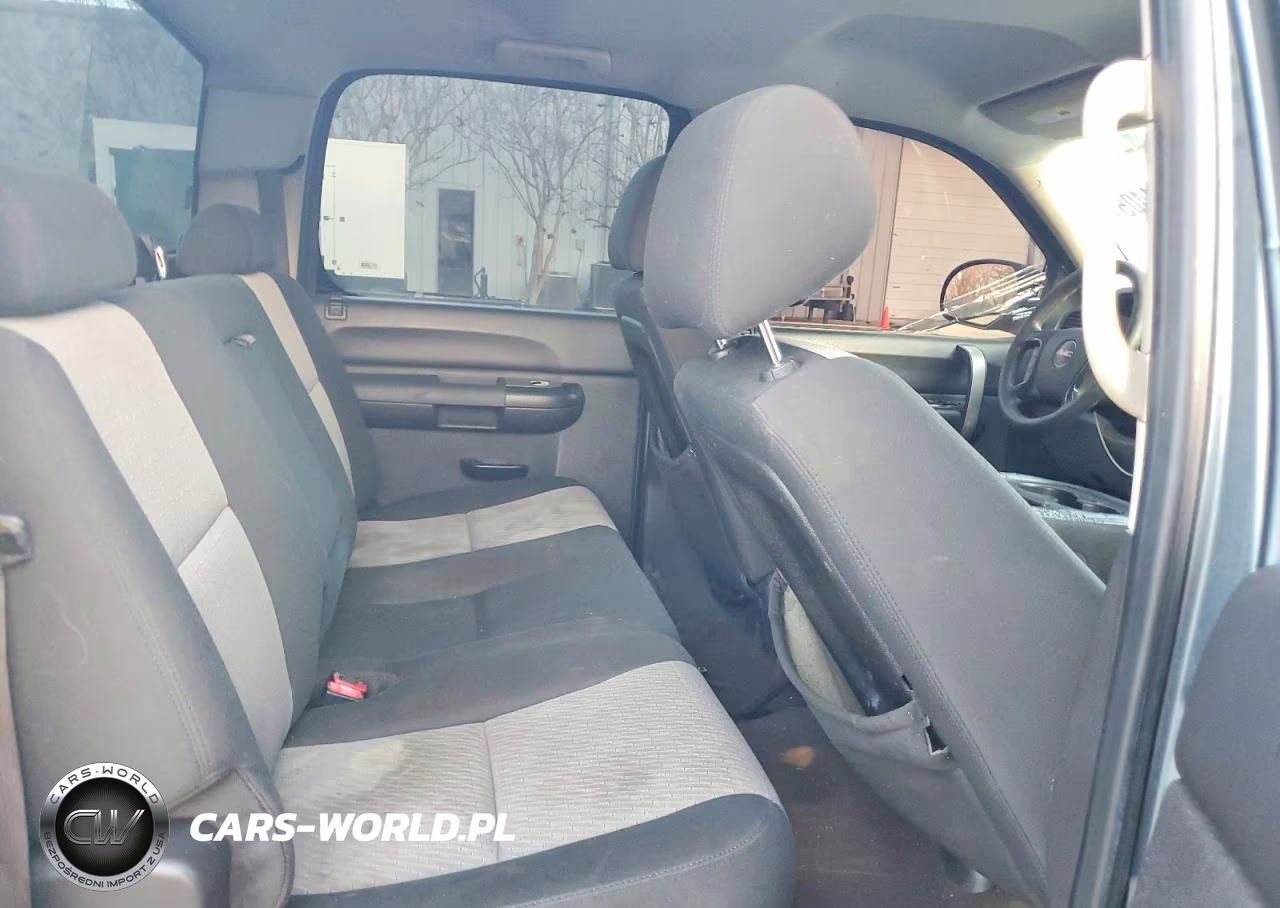 2008 GMC Sierra C1500 VIN:3GTEC13C28G309615 - 10