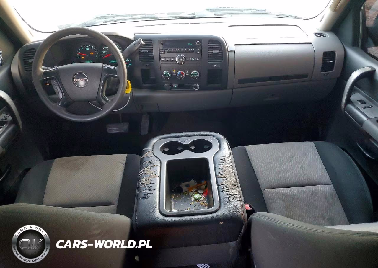 2008 GMC Sierra C1500 VIN:3GTEC13C28G309615 - 8
