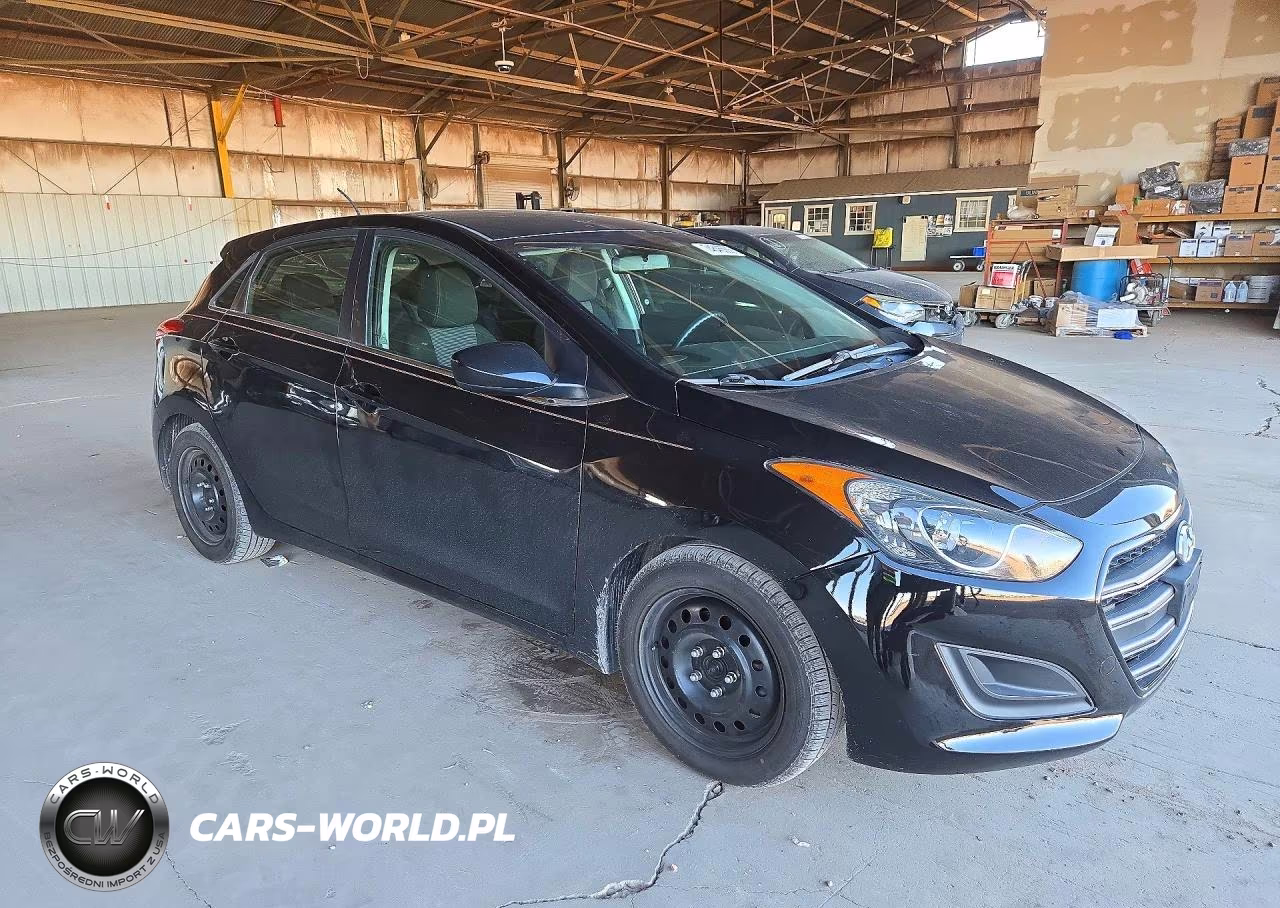 2016 Hyundai Elantra Gt Base VIN:KMHD35LH0GU332445 - 4