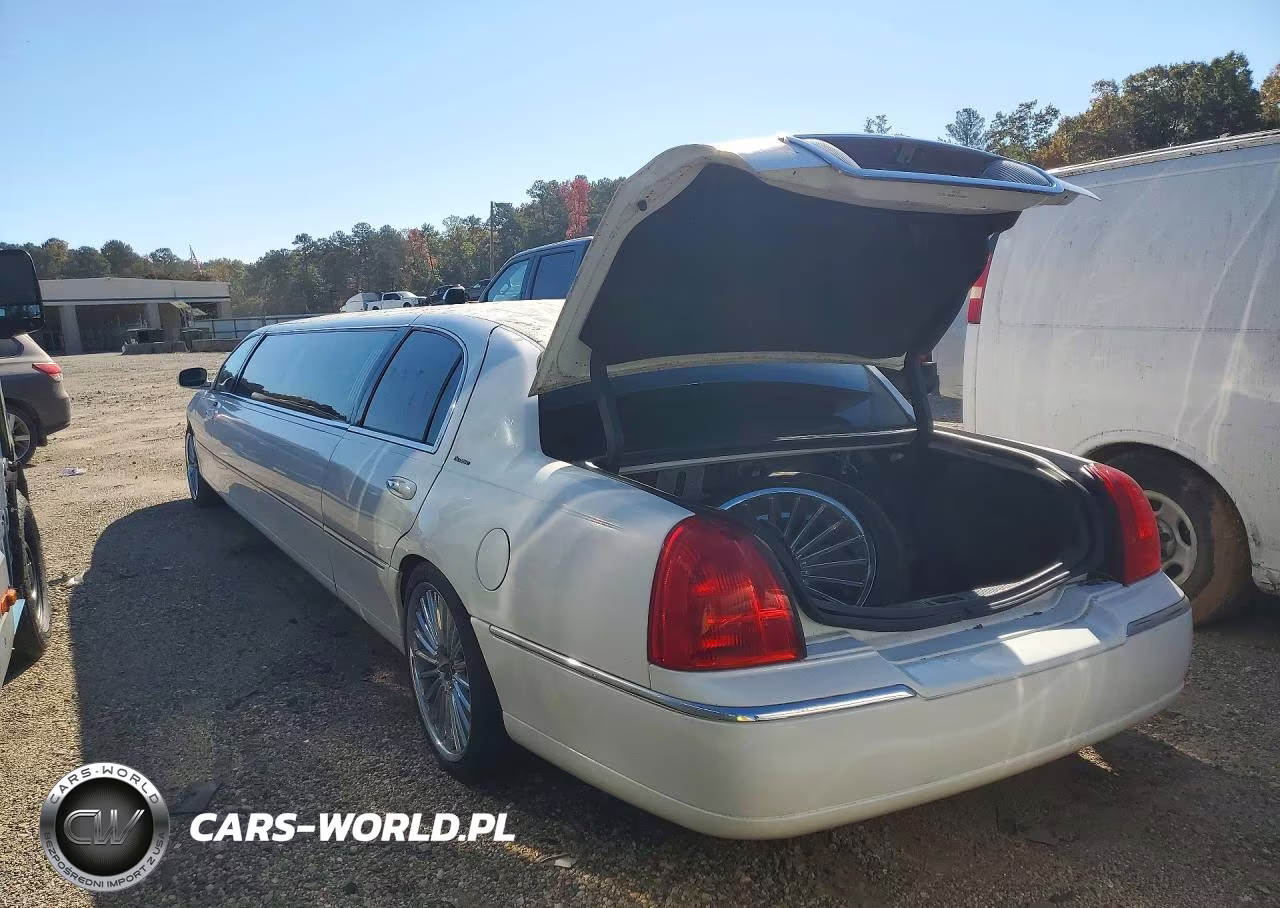 2007 Lincoln Town Car Executive VIN:1L1FM88W07Y604372 - 2