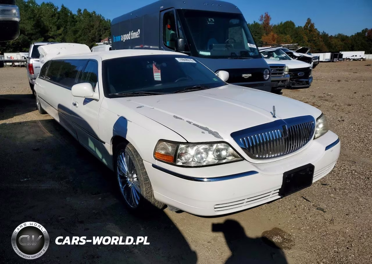 2007 Lincoln Town Car Executive VIN:1L1FM88W07Y604372 - 4
