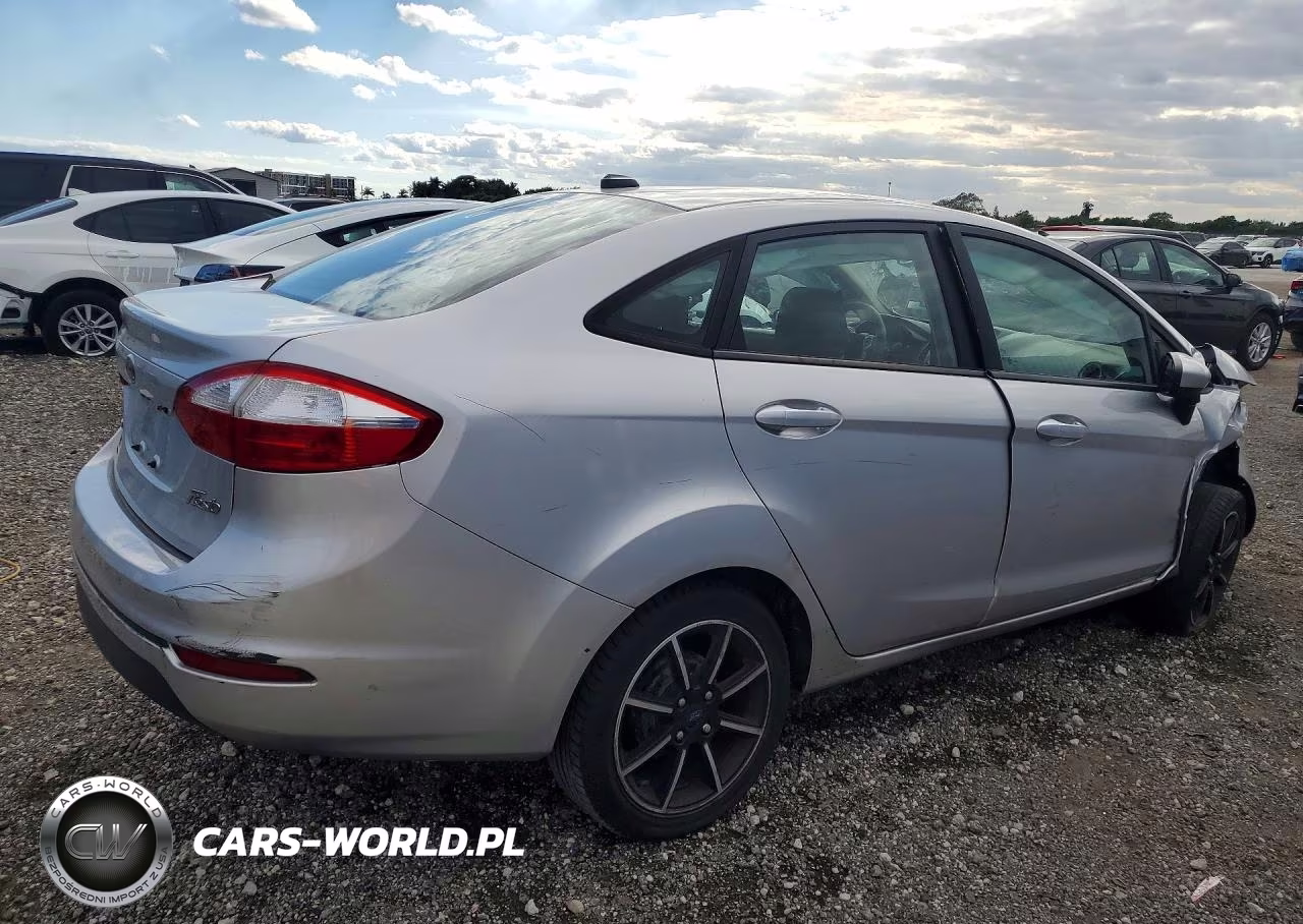 2017 Ford Fiesta Se VIN:3FADP4BJ6HM137081 - 3