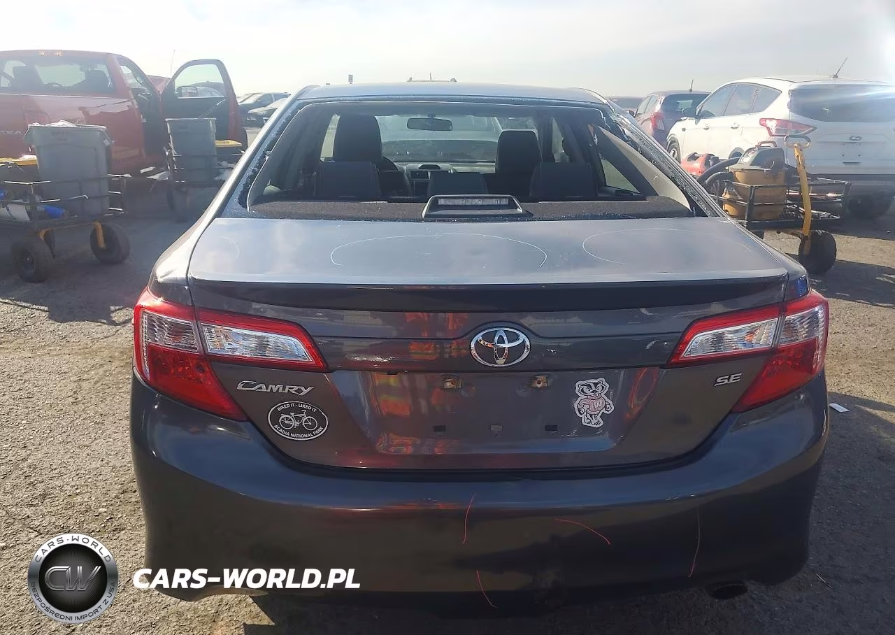 2014 Toyota Camry Se VIN:4T1BF1FK5EU406695 - 6