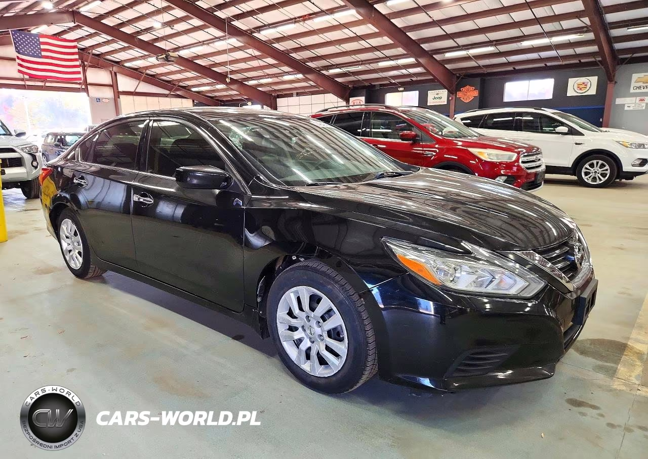 2016 Nissan Altima 2.5 S VIN:1N4AL3AP3GC265065 - 4