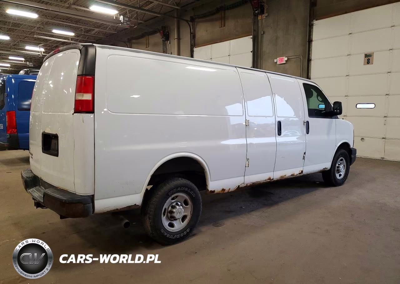 2013 Chevrolet Express G3500 VIN:1GCZGUCG2D1112981 - 3
