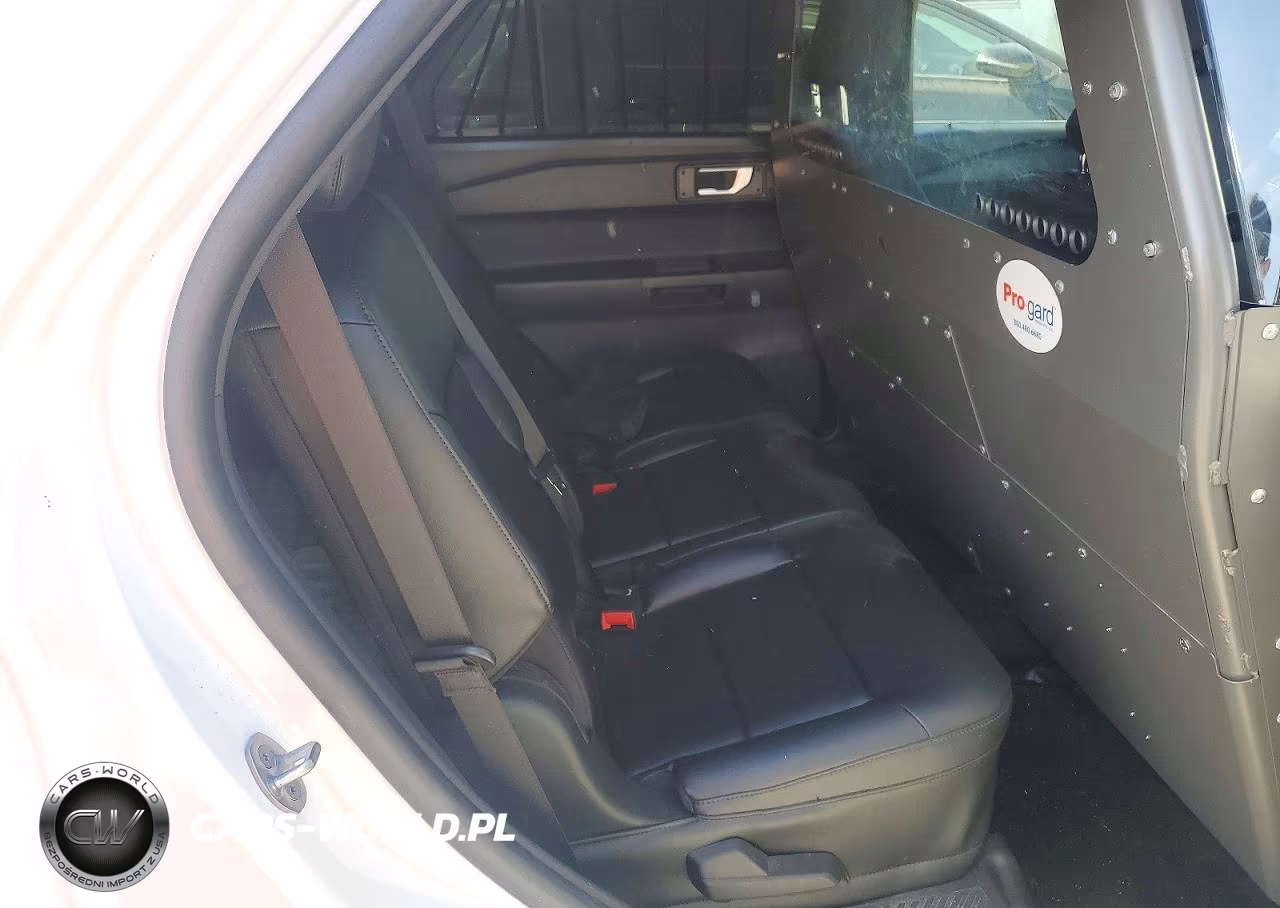2023 Ford Explorer Police Interceptor VIN:1FM5K8AW3PNA01525 - 11