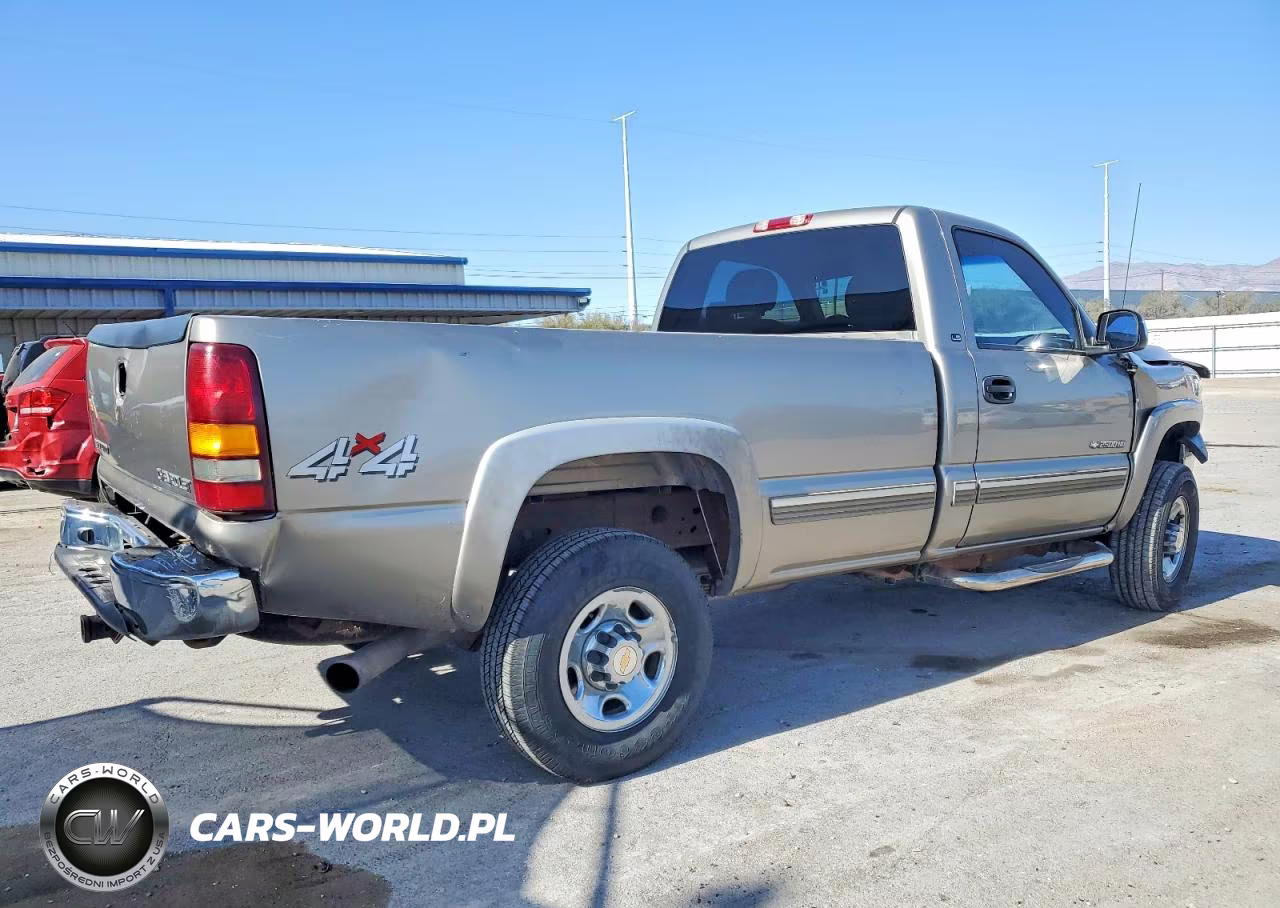 2001 Chevrolet Silverado K2500 Heavy Duty VIN:1GCHK24U51Z331787 - 3