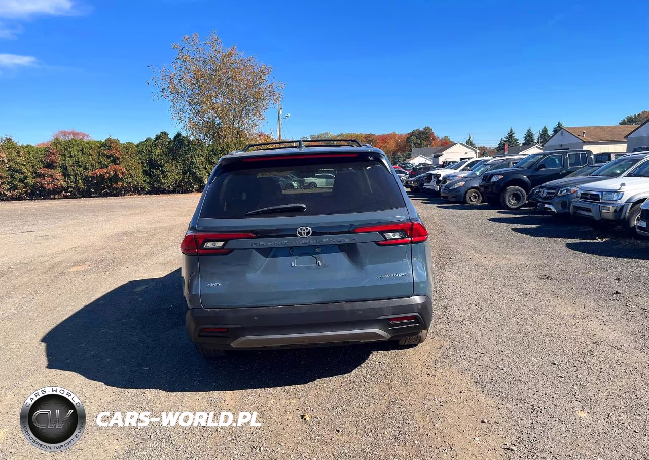 2024 Toyota Grand Highlander Platinum VIN:5TDAAAB57RS018473 - 11