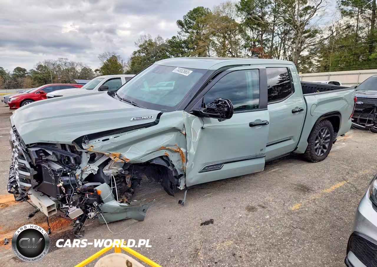 2025 Toyota Tundra Crewmax Platinum