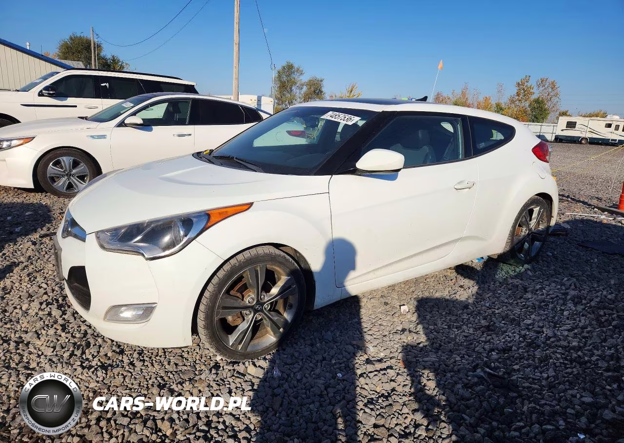 2016 Hyundai Veloster Base VIN:KMHTC6AD5GU285415 - 1
