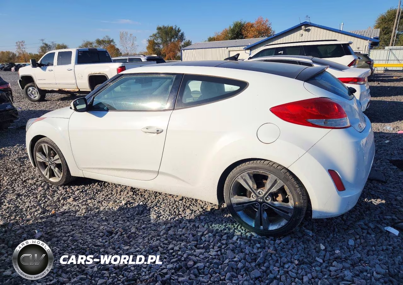 2016 Hyundai Veloster Base VIN:KMHTC6AD5GU285415 - 2