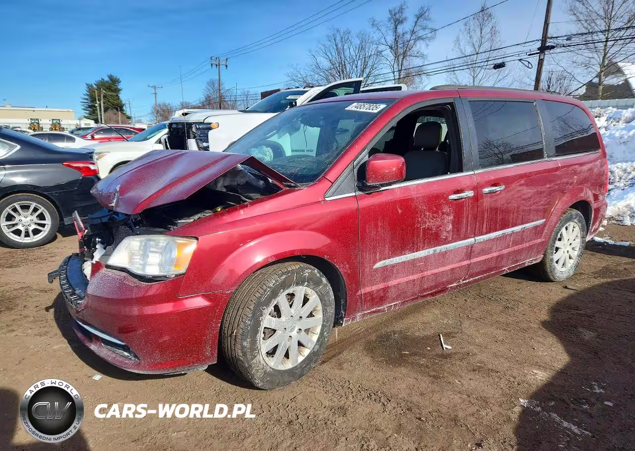 2016 Chrysler Town & Country Touring