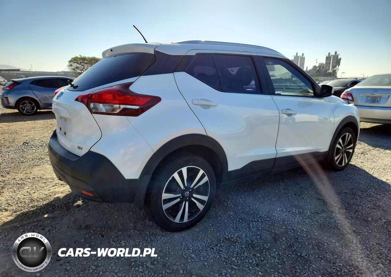 2018 Nissan Kicks Sv VIN:3N1CP5CU7JL542904 - 3